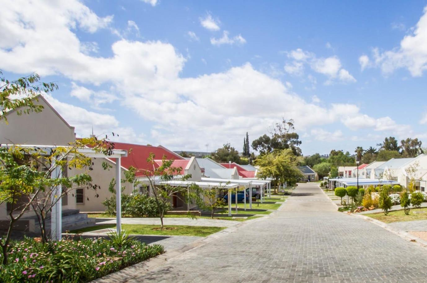 El Dorado Hotel And Self Catering Oudtshoorn Exterior photo